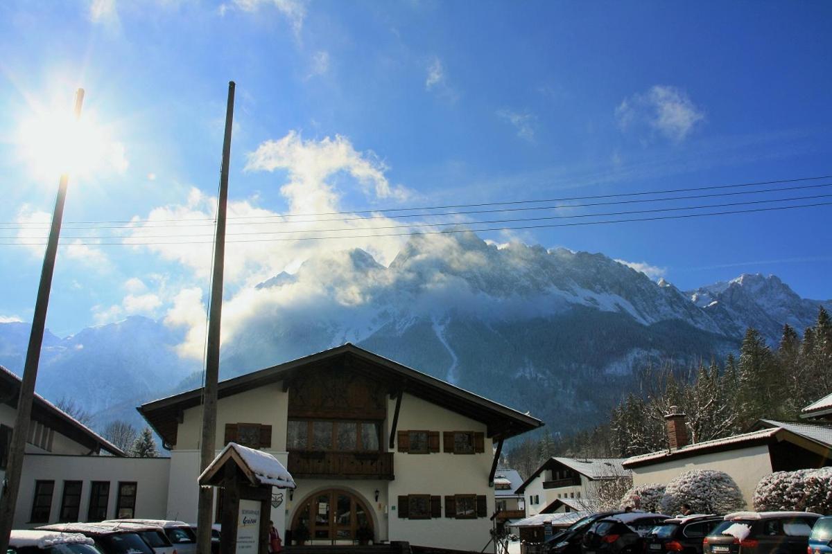 Seminarhaus Grainau Hostel Exterior photo